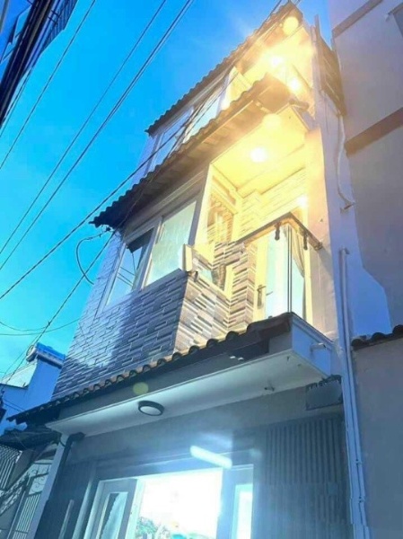 Bán gấp nhà 3 tầng 65 m² tại Đường Quang Trung, Phường Hiệp Phú, Quận 9, Hồ Chí Minh
